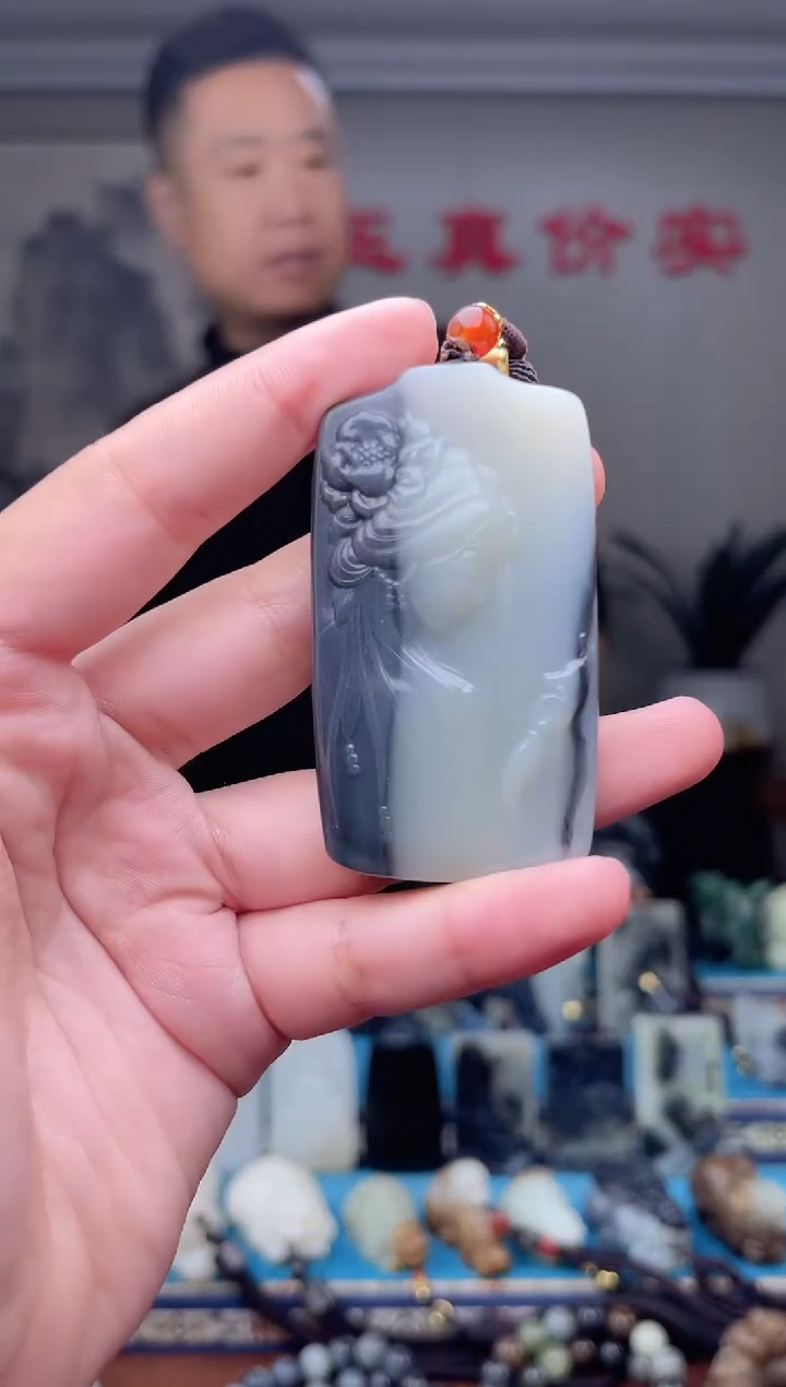 未镶嵌和田玉挂件1