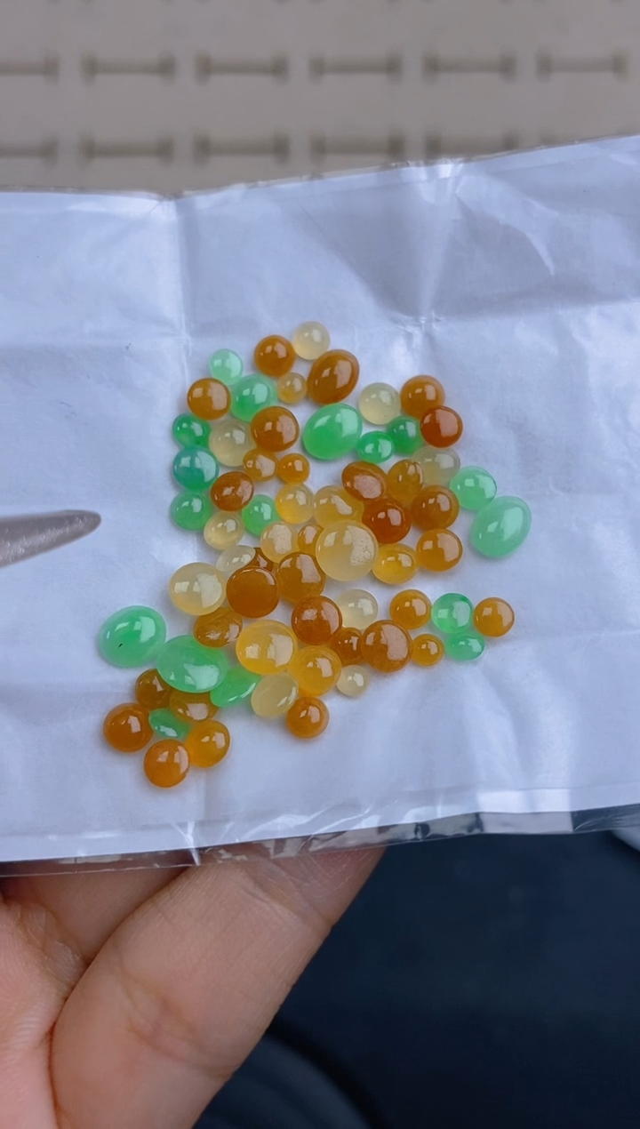 未镶嵌定制翡翠天然翡翠蛋面35