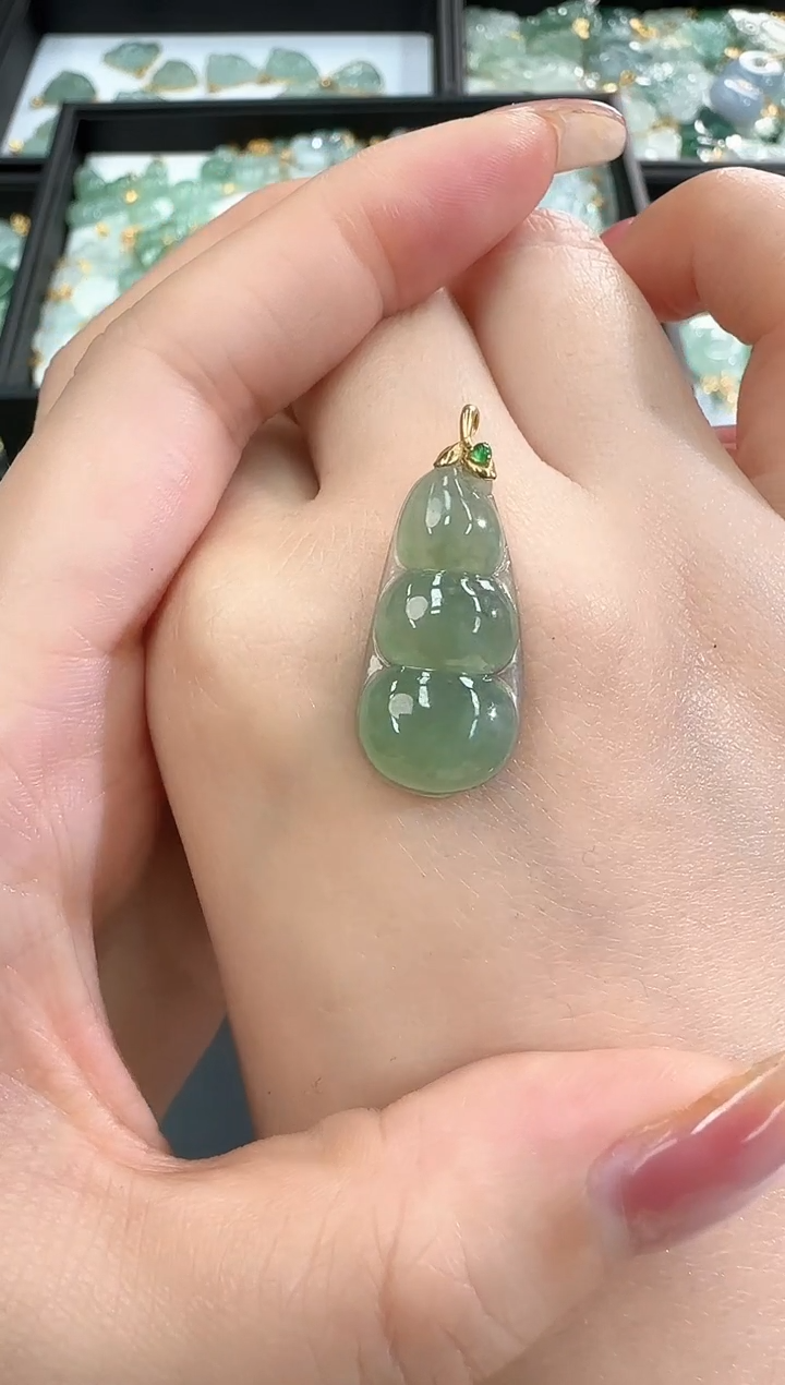 【闪购商品】翡翠颈饰18K金镶嵌25021141