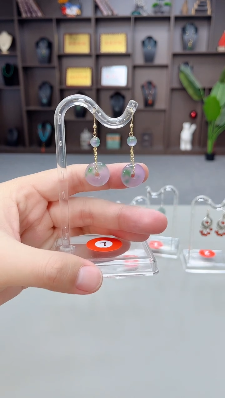 未镶嵌石英质玉（天山翠）耳饰732