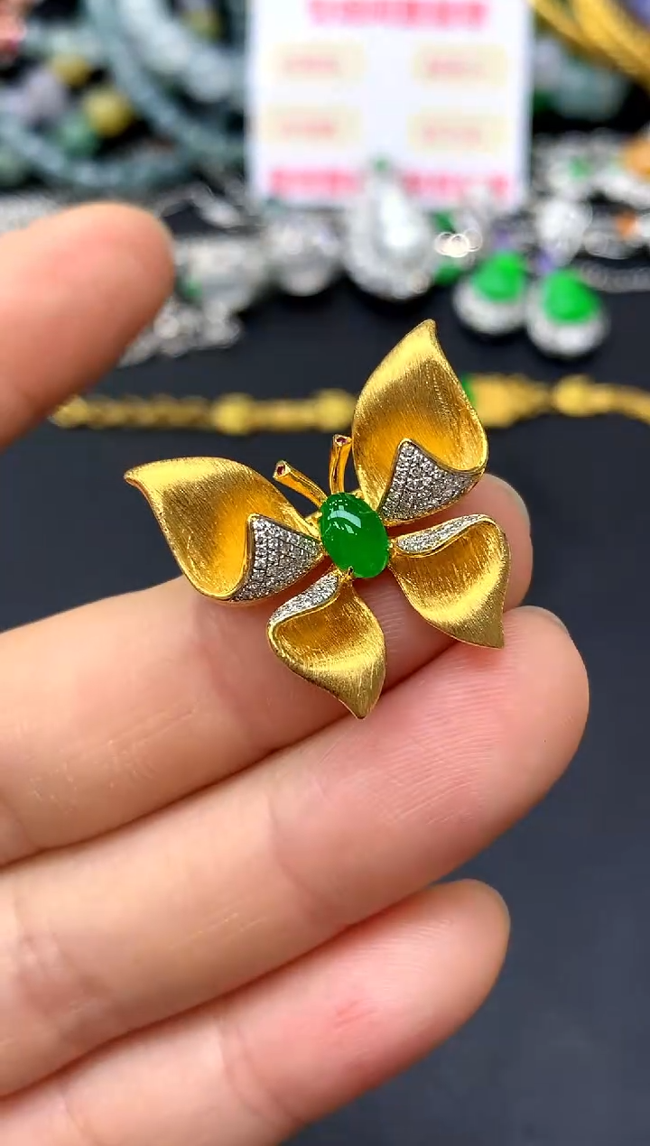 颈饰18K金镶嵌翡翠395-中国好珍宝