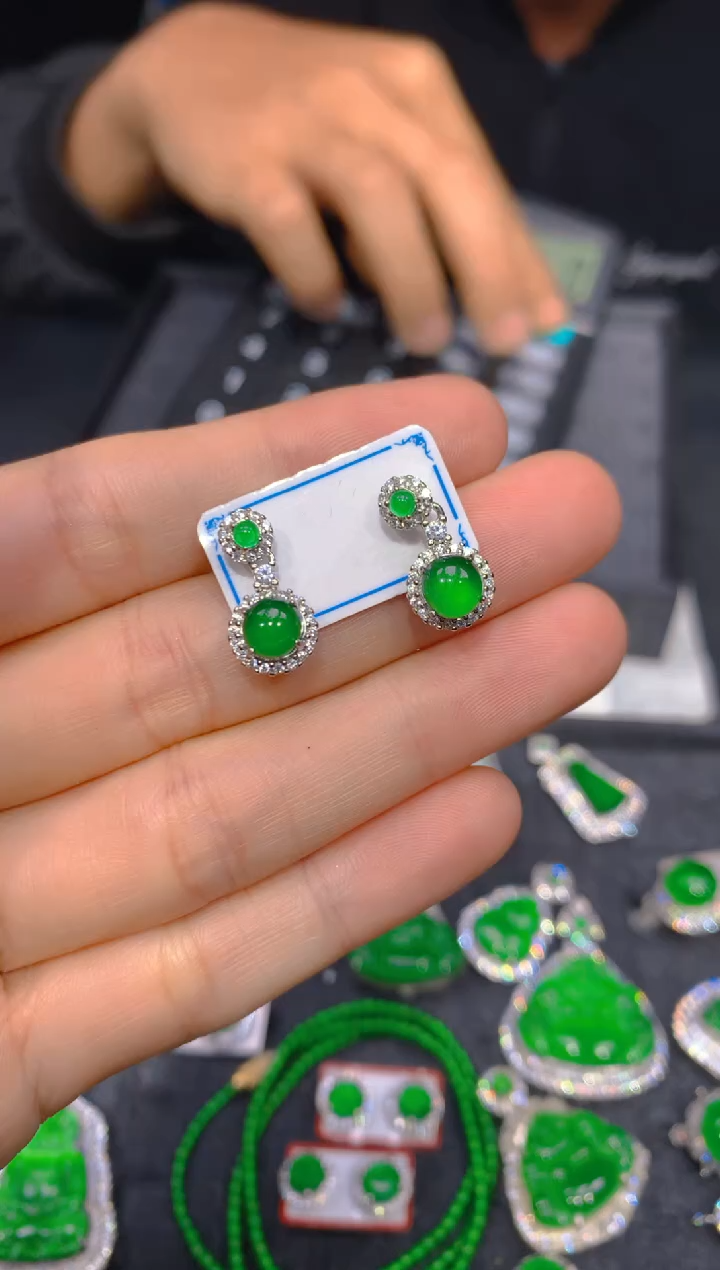 【闪购商品】定制翡翠未镶嵌184多样性发货（发其一）