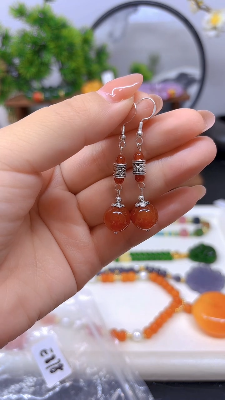 银S925镶嵌南红玛瑙耳饰E878