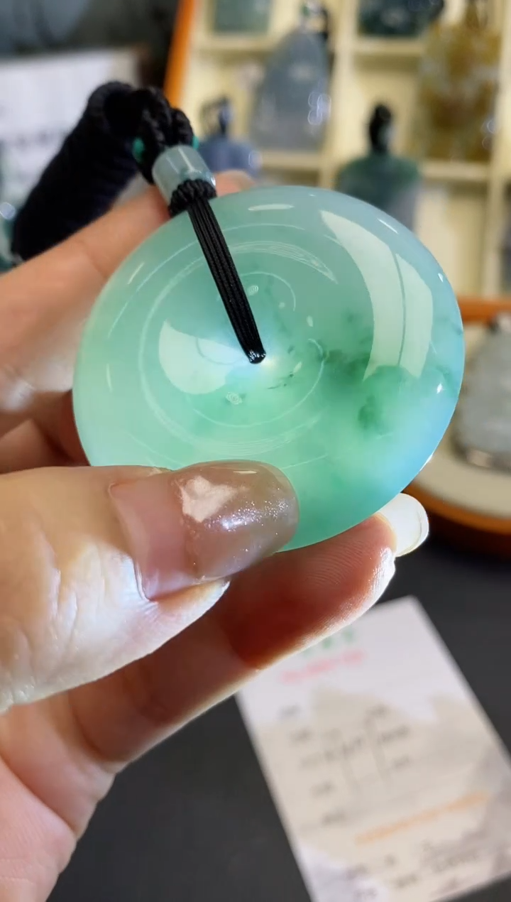 翡翠未镶嵌颈饰缅甸天然货翡翠