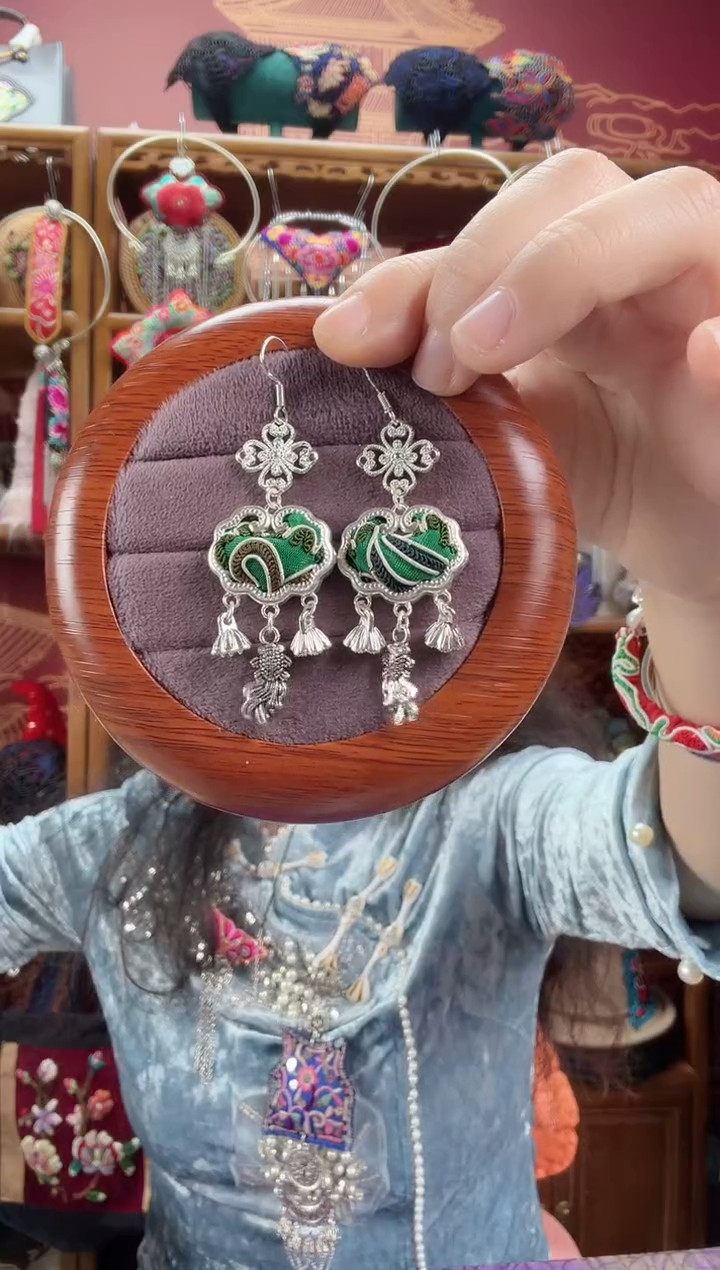 刺绣耳环44甜甜家