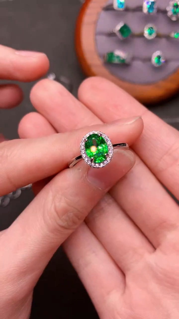 【闪购商品】石榴石（沙弗莱）戒指银S925镶嵌.......