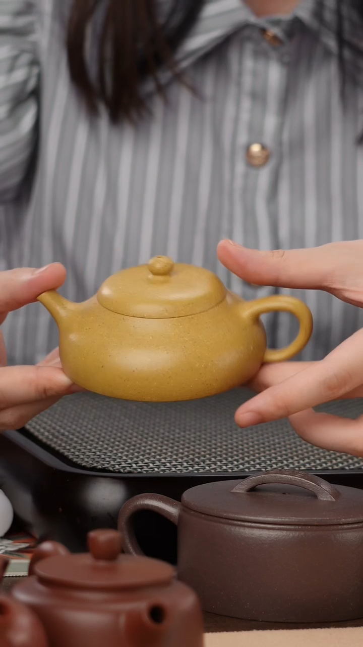 茶壶紫砂超精工薄胎黄金段静乐150cc