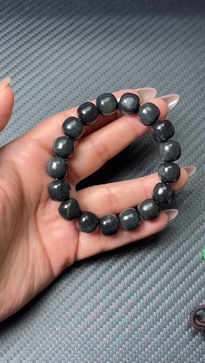 未镶嵌手串和田玉若羌毛毛矿微色差卡12m