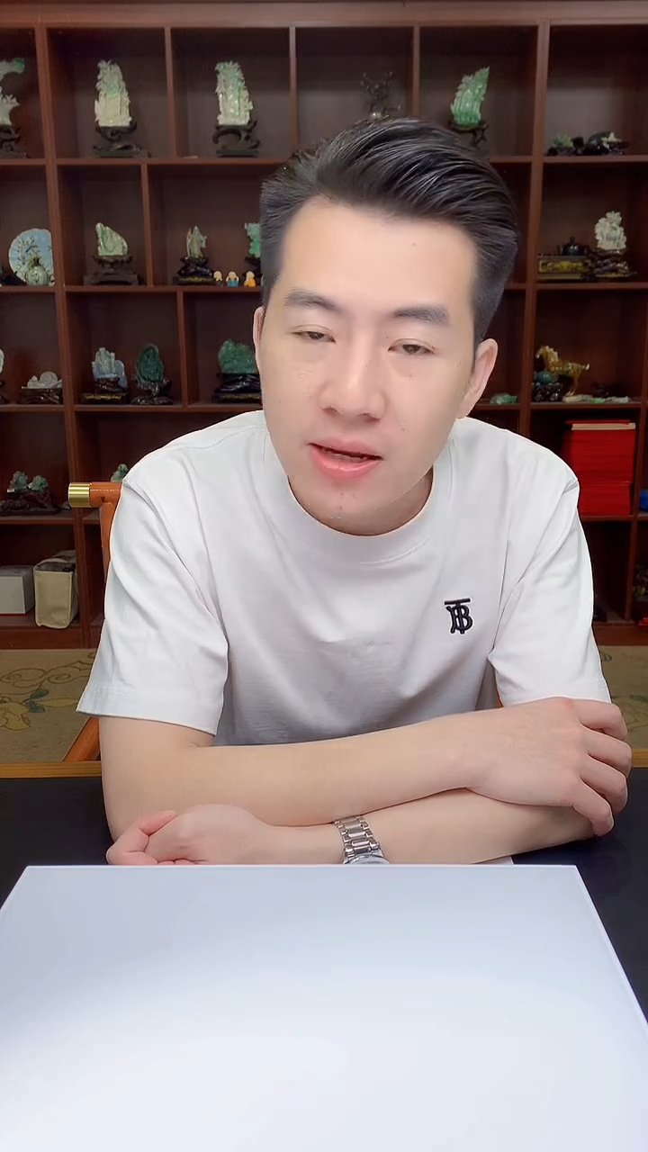 【闪购商品】定制翡翠未镶嵌8046jj-毛货挂件95