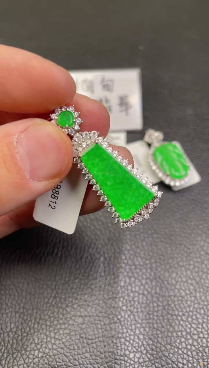 【闪购商品】翡翠吊坠(不含链)银S925镶嵌吊坠