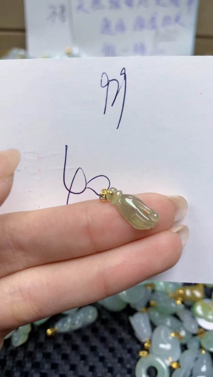 【闪购商品】翡翠颈饰18K金镶嵌天然缅甸A货翡翠