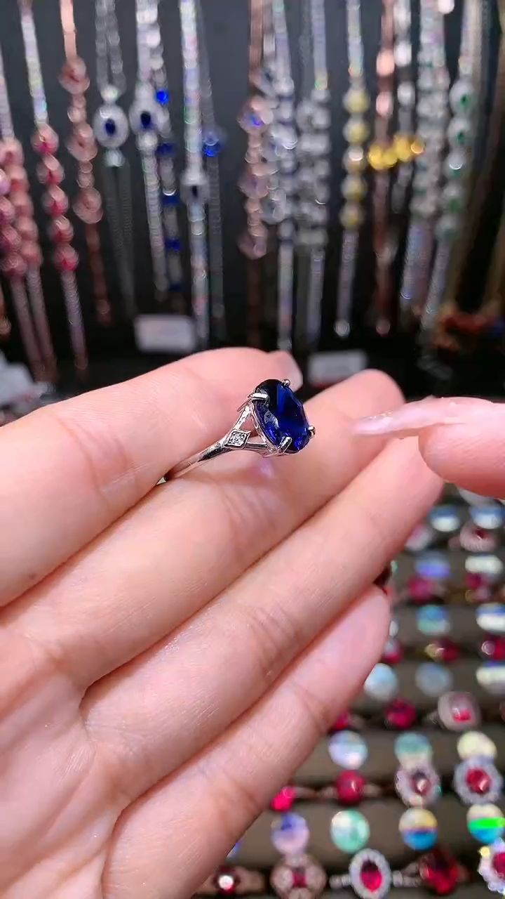 【闪购商品】蓝宝石戒指银S925镶嵌8.10银色