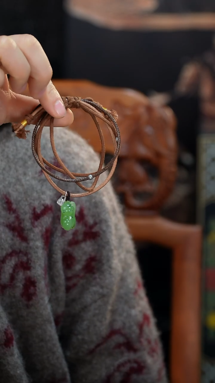 未镶嵌手绳和田玉天然和田玉猫咪手绳