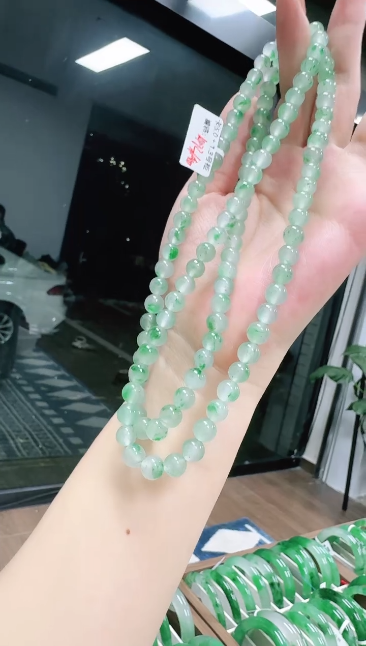 未镶嵌1石英质玉（非洲翠）/0998