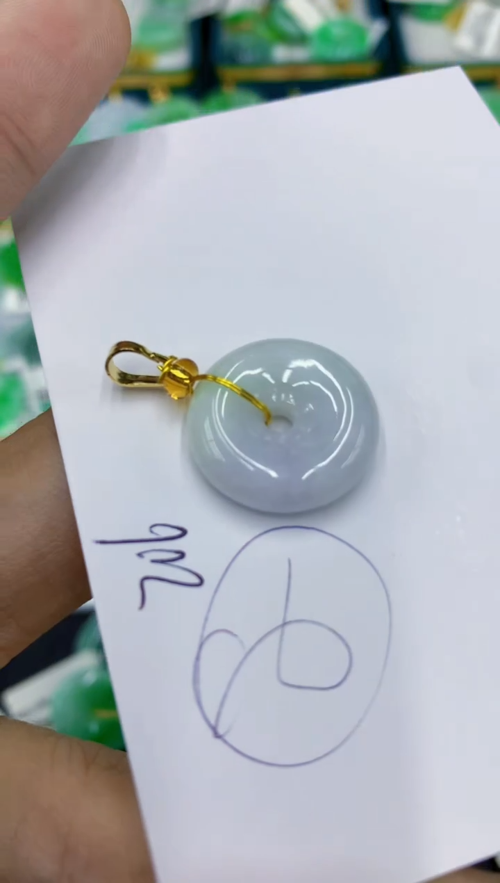 翡翠未镶嵌颈饰1111111111