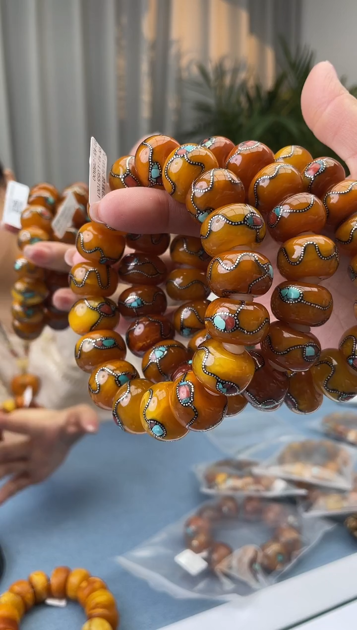 【闪购商品】蜜蜡珠宝奇石未镶嵌假一罚十，多样性发一件0637.19