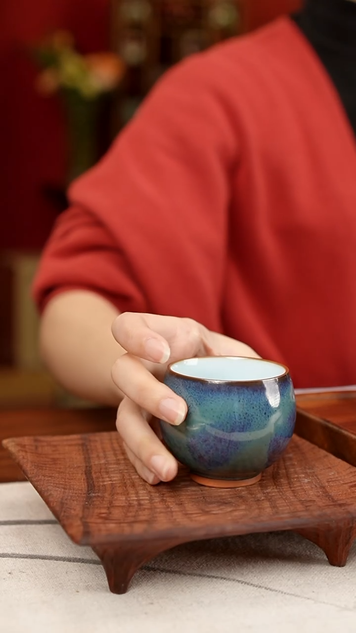 【闪购商品】摆件小师妹-钧瓷-信任
