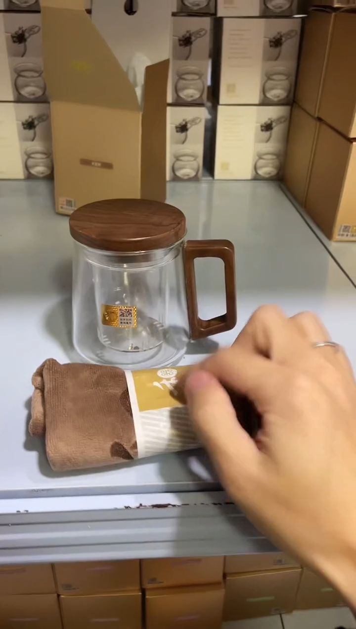 【闪购商品】禾器/木笙杯加茶巾。。。