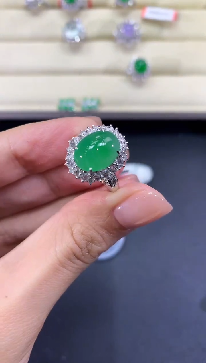 【闪购商品】翡翠18K金镶嵌戒指a198