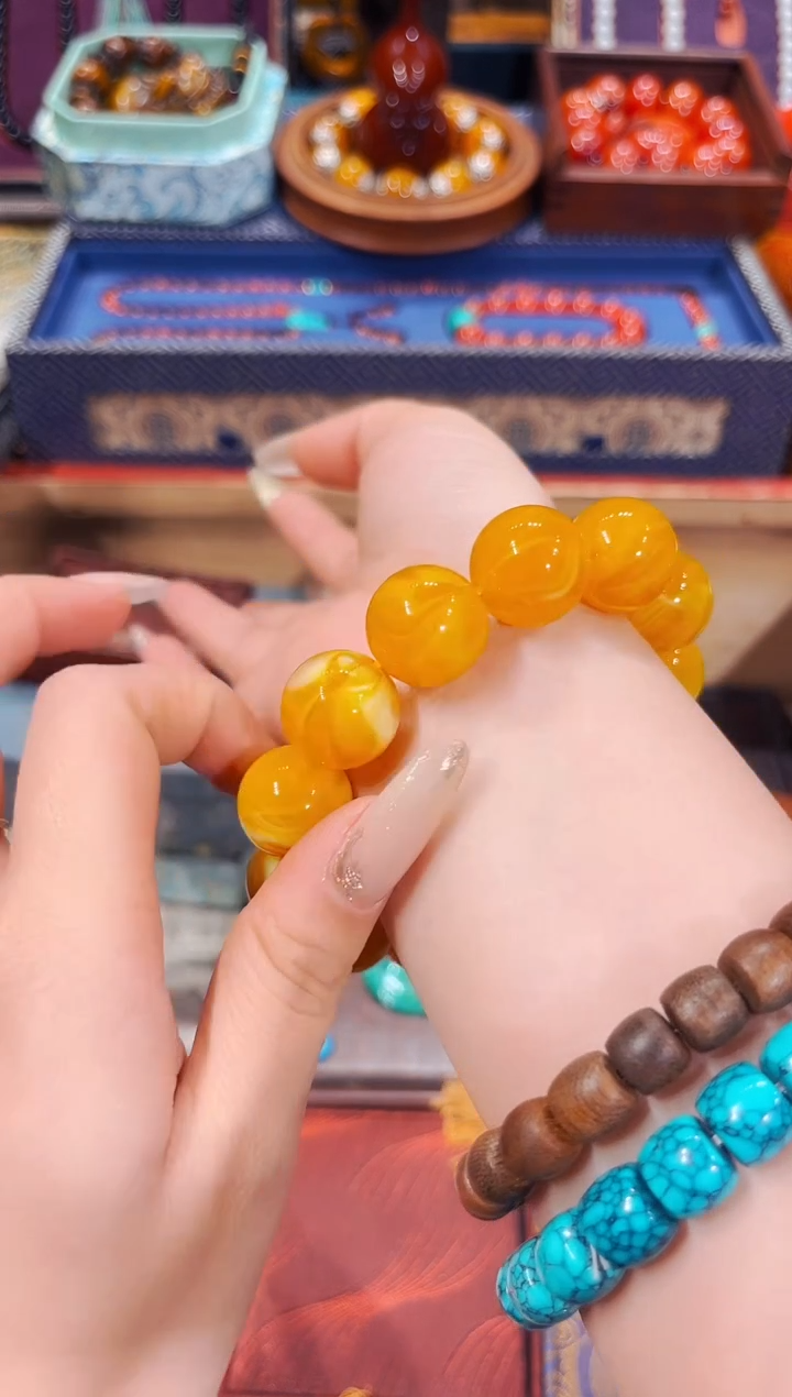 【闪购商品】蜜蜡颈饰未镶嵌年关将至，最后一场141