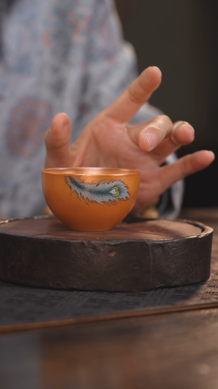 【闪购商品】杯115柴房陶瓷丨金红绘画单杯