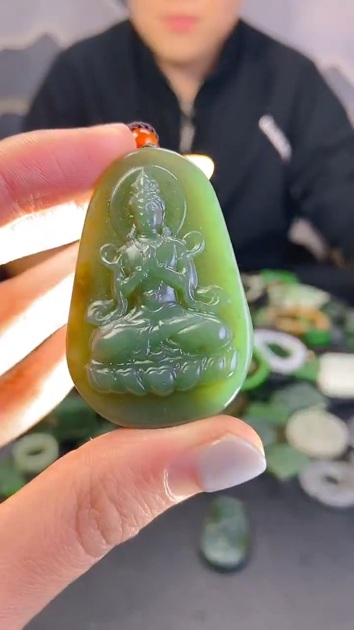 颈饰未镶嵌和田玉1