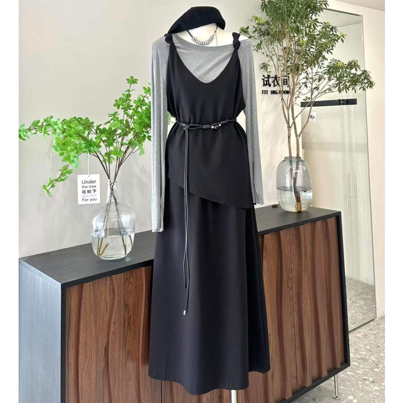 【氧气软糖】高级设计感半裙+马甲+内搭+腰带套装-00361