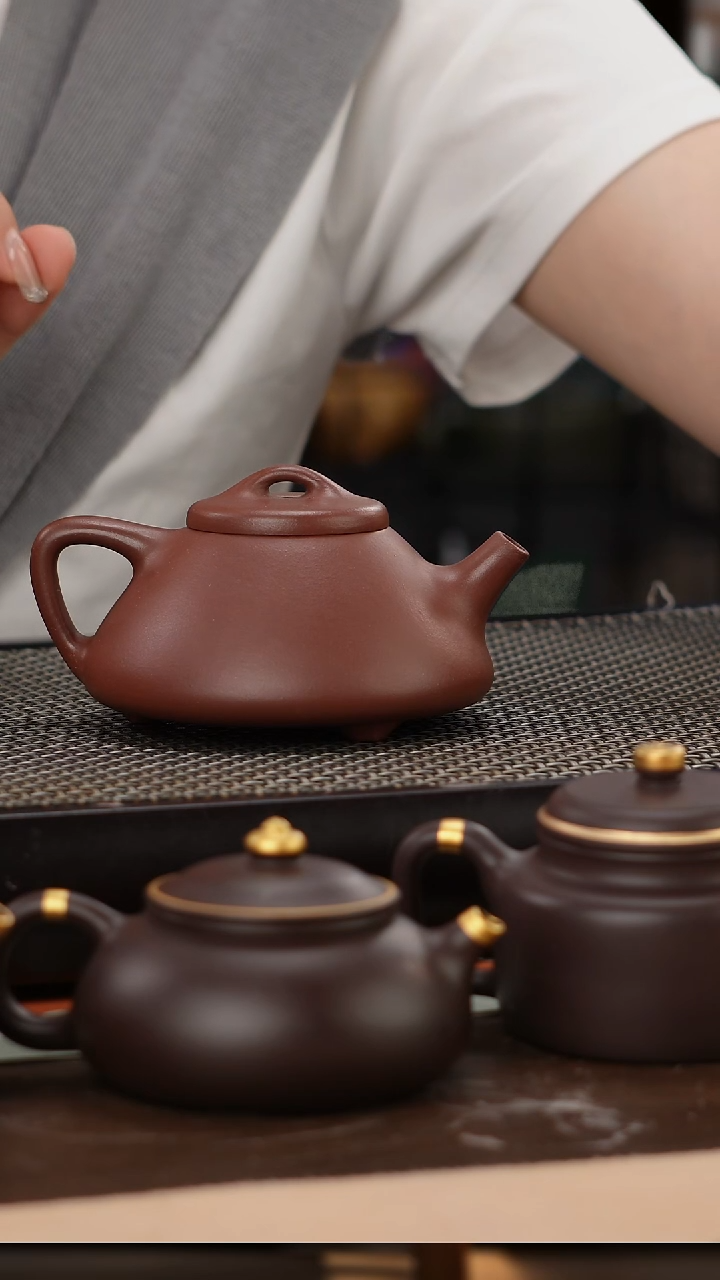 茶壶紫砂底槽清超精工子冶160cc