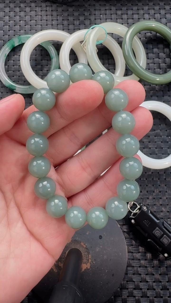颈饰未镶嵌和田玉12mm且末蓝手串