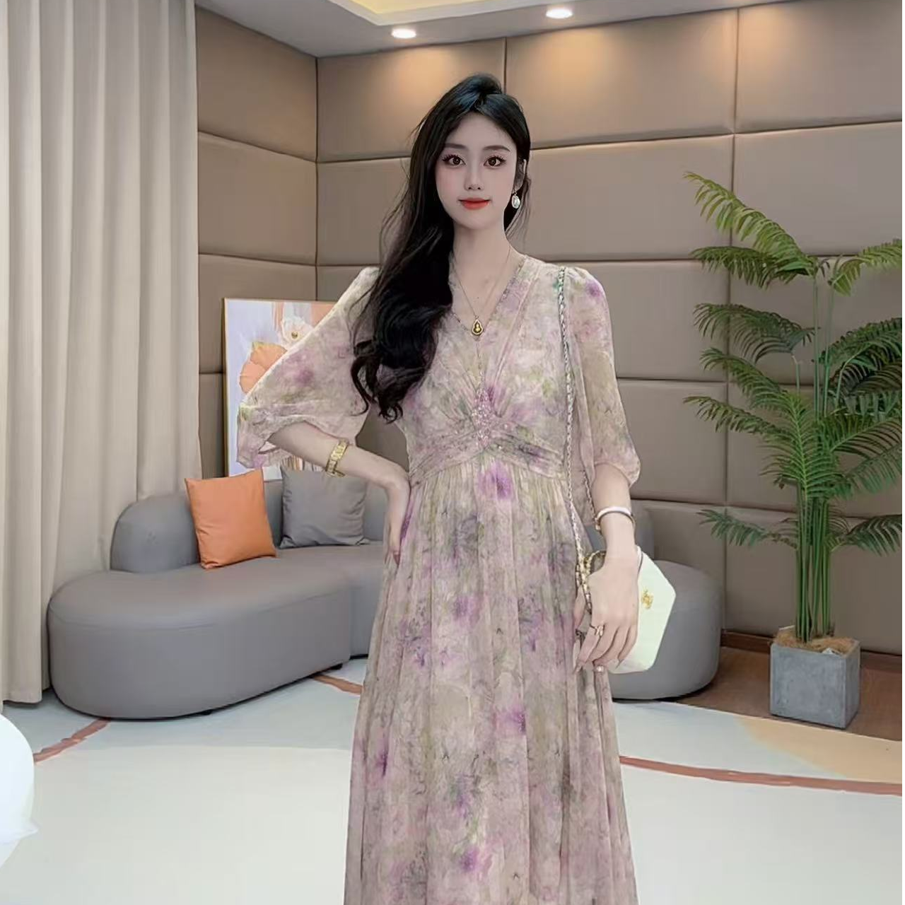 《马洛克女王真丝》“月呤”时尚V领女装真丝连衣裙 80158