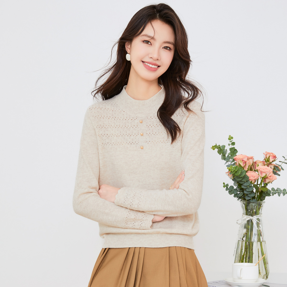 100%绵羊毛法式气质镂空半高领显瘦女士套头毛衣25DZC0035