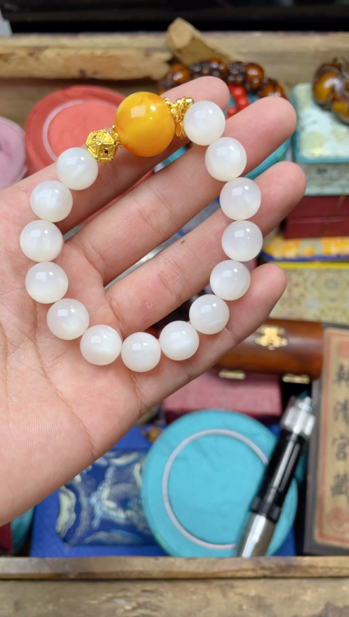 【闪购商品】蜜蜡手链未镶嵌点击链接下单即可