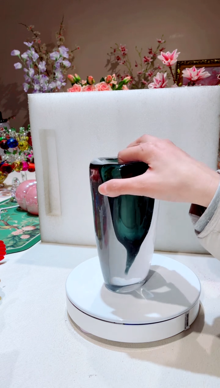【闪购商品】琉璃手工艺品黑色方块透明花瓶 微瑕