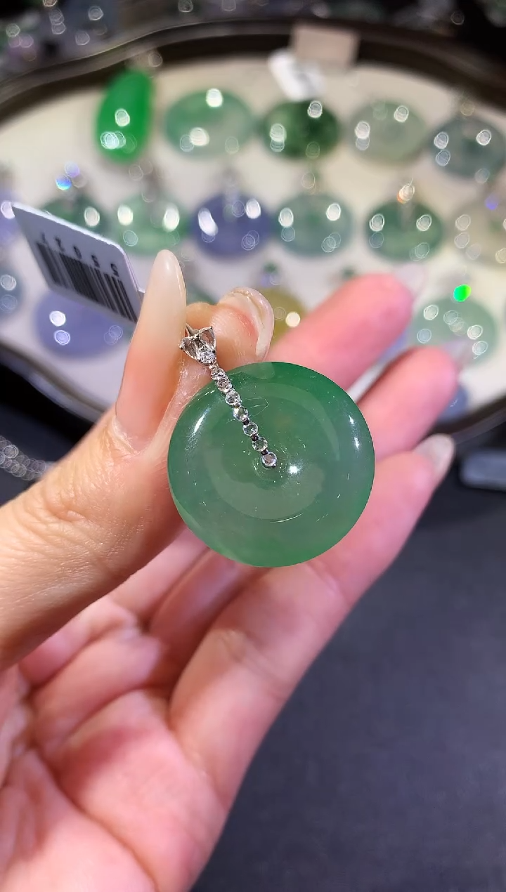 【闪购商品】翡翠吊坠(不含链)18K金镶嵌51-扣子（多样性发货一件