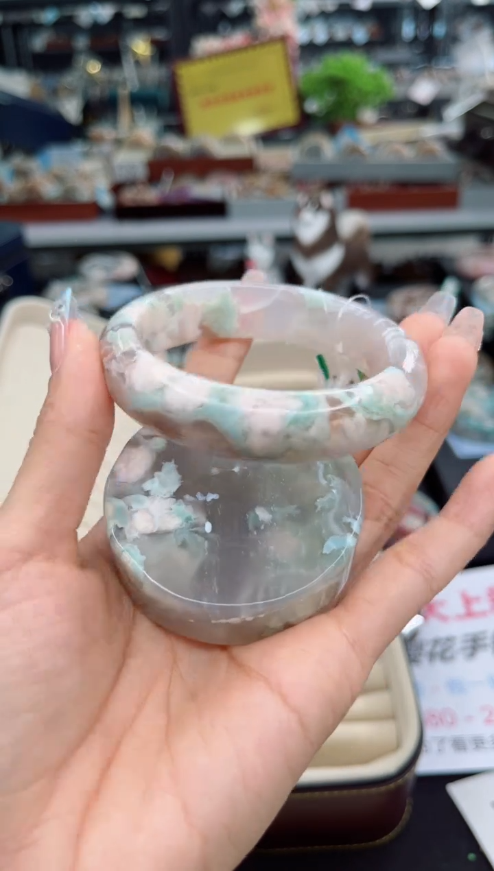 【闪购商品】石英质玉手镯未镶嵌59圈口（赠品镯心）S9910