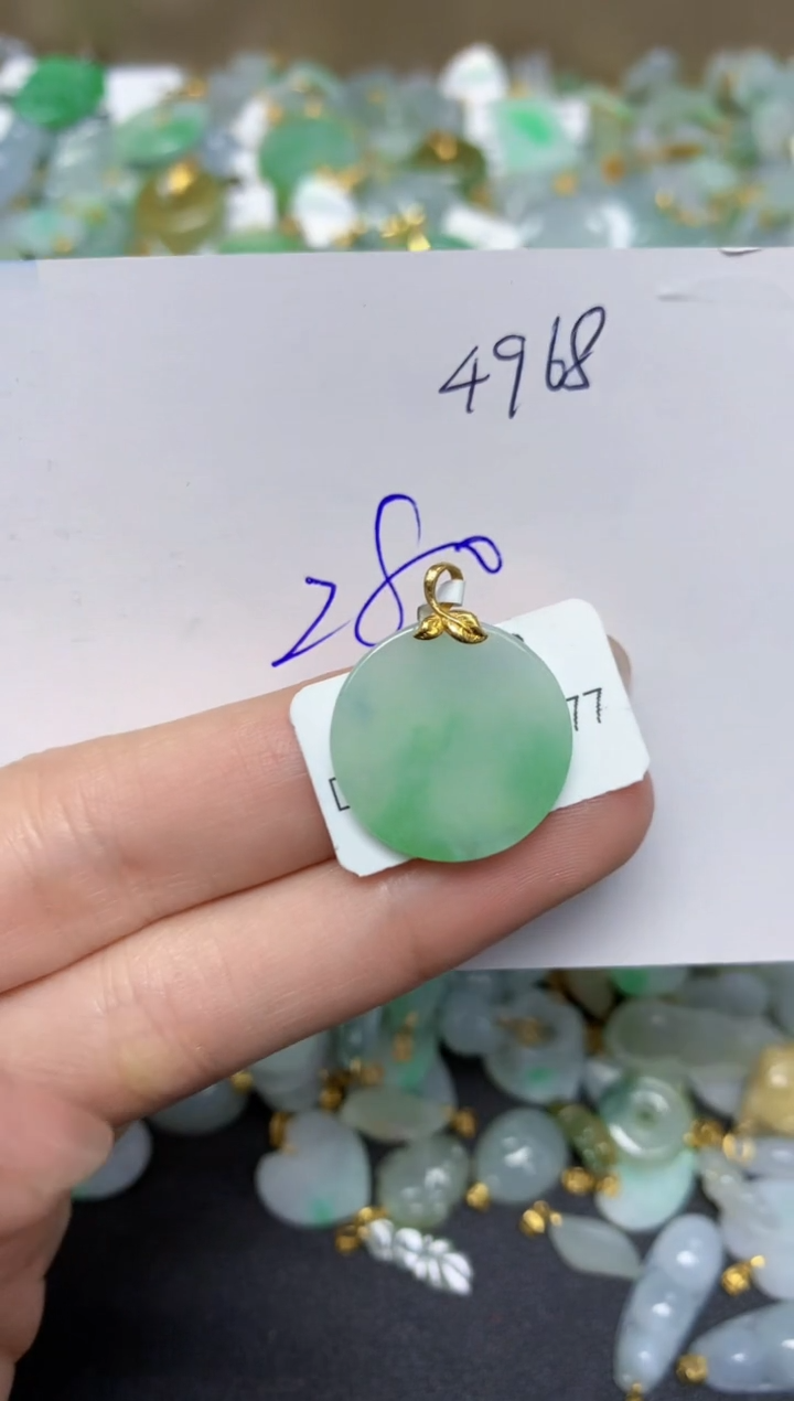 【闪购商品】翡翠颈饰18K金镶嵌天然翡翠A货