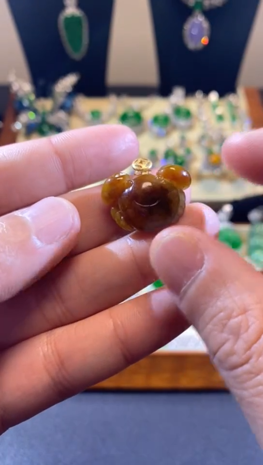 【闪购商品】翡翠吊坠(赠链)18K金镶嵌缅甸天然A货翡翠