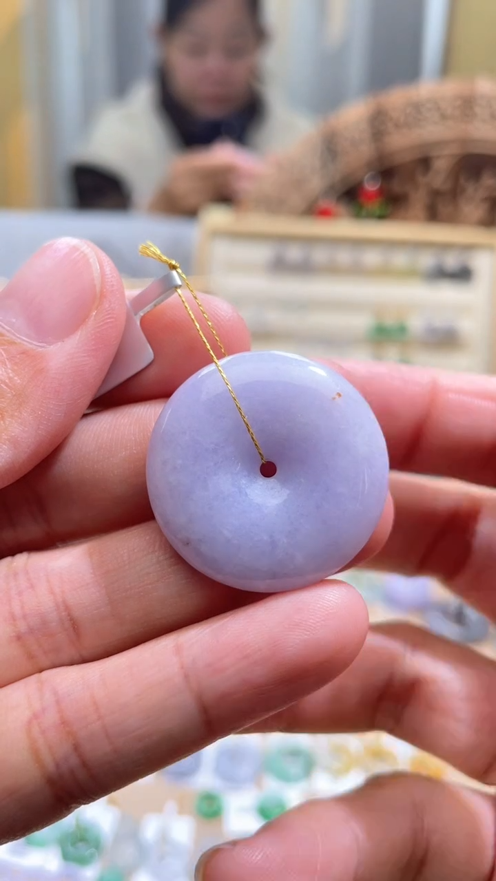 【闪购商品】翡翠颈饰未镶嵌平