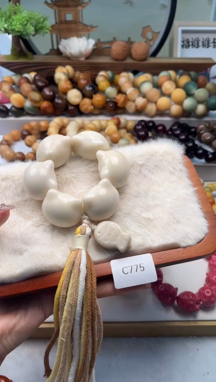 【闪购商品】菩提根/象牙果手串32mm猫头手捻一串通货C775