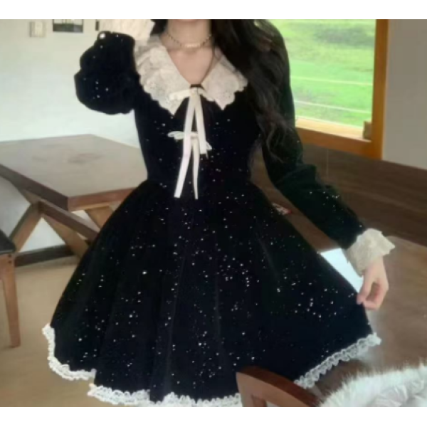 沐沐家大码200斤秋冬季赫本风丝绒烫银蕾丝花边气质小黑裙9018