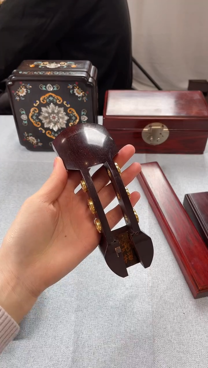 【闪购商品】紫檀木类成套家具手把件