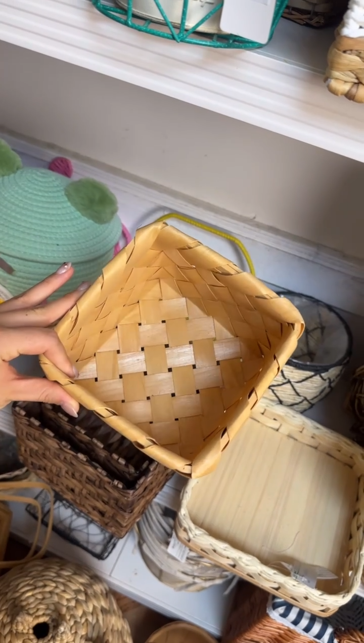 ?**怀微瑕捡漏正方形水杉木小筐