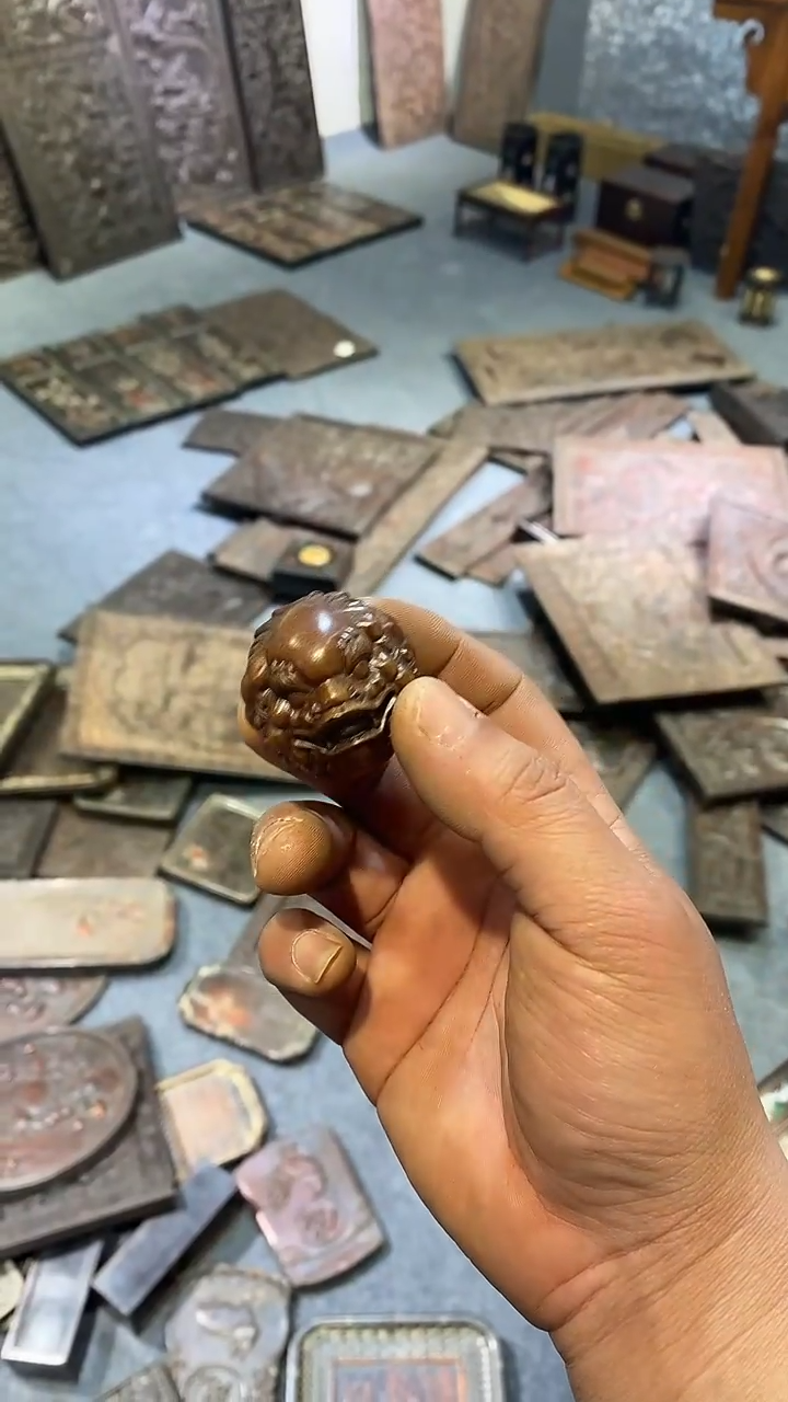 【闪购商品】木紫檀雕刻一物一拍以直播间为准