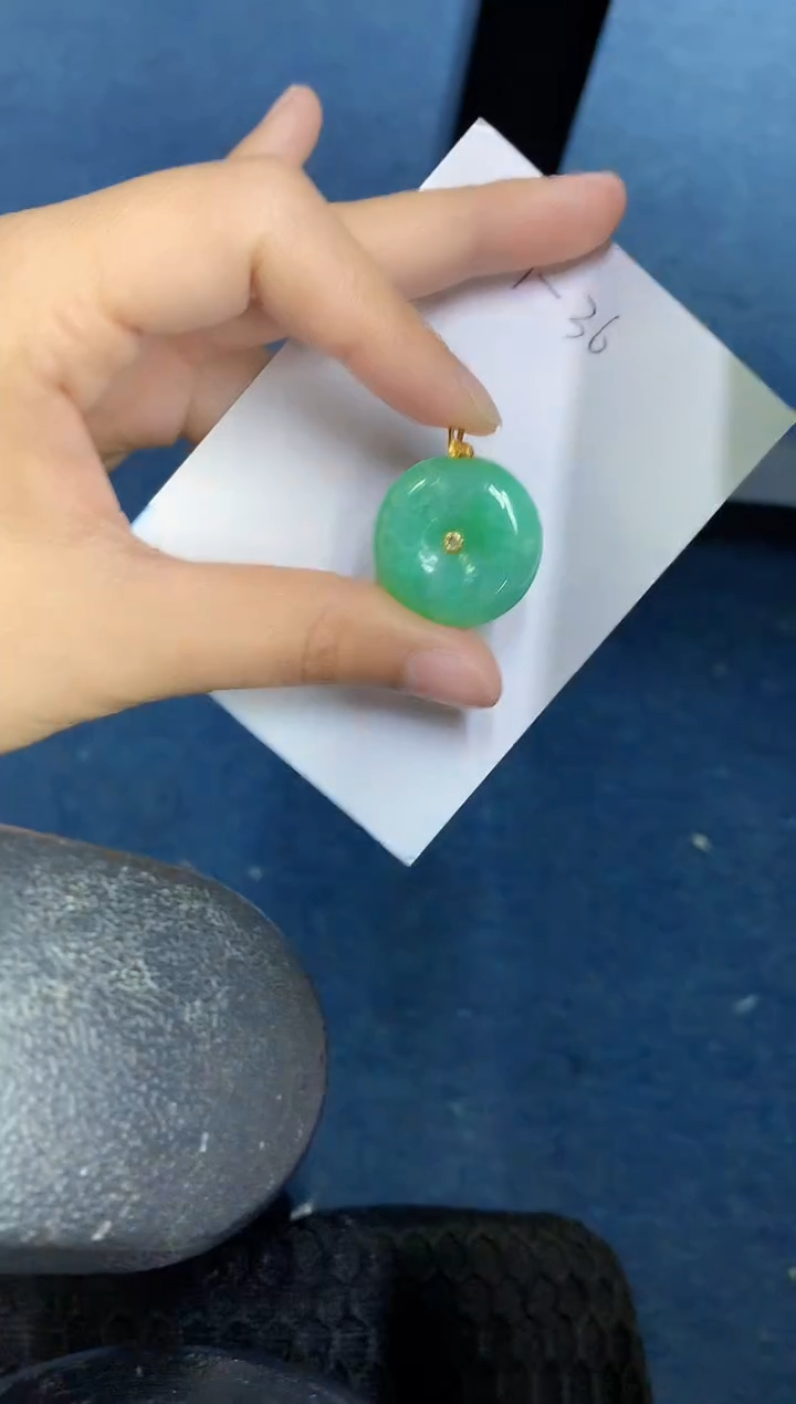 【闪购商品】翡翠颈饰18K金镶嵌000000000