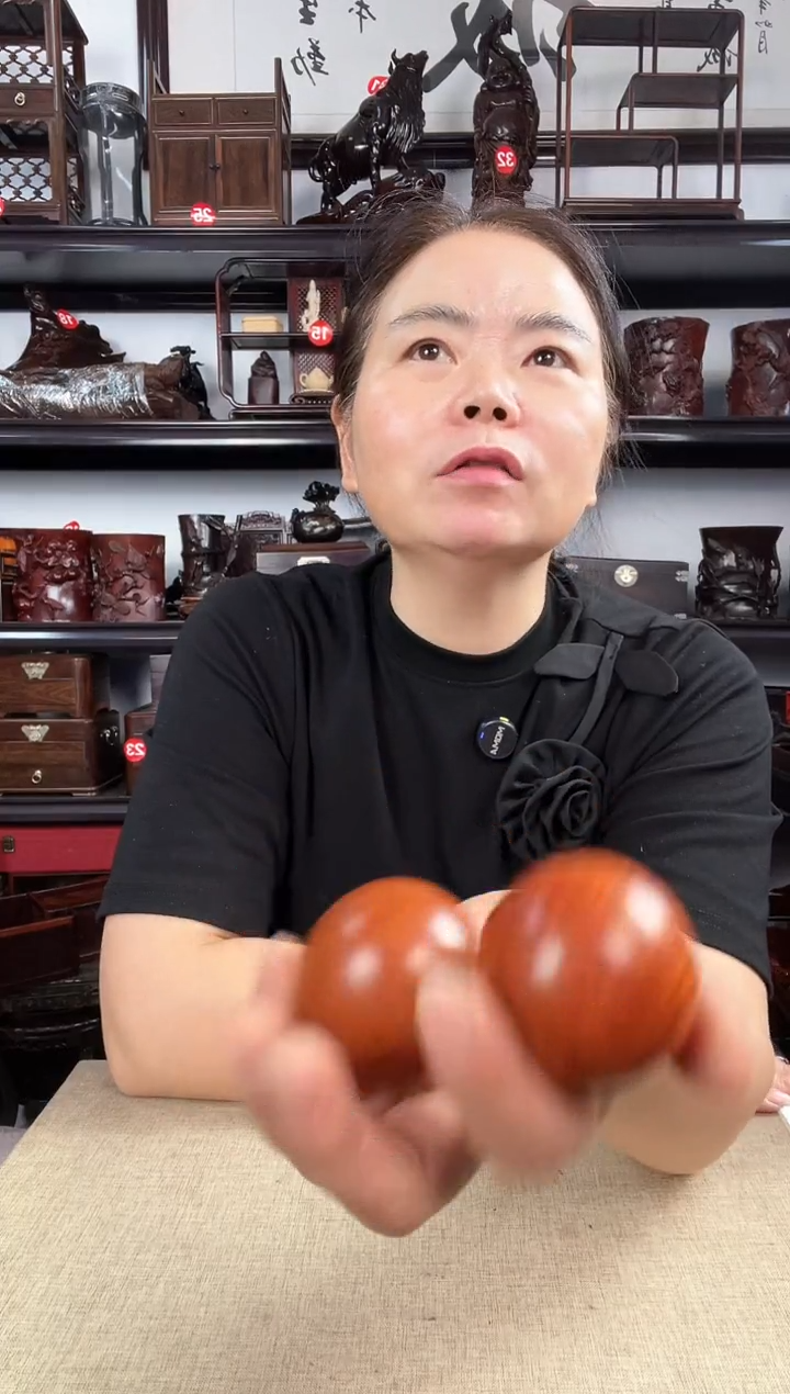 木0085老李红木工艺品