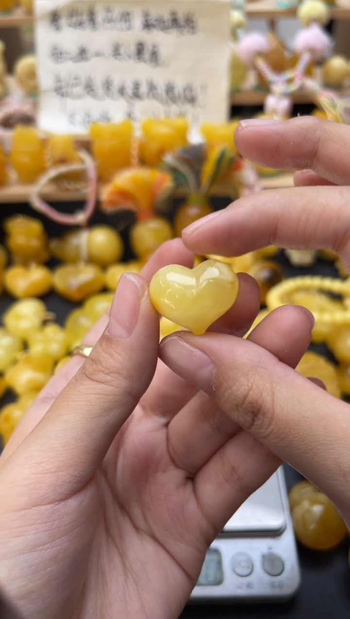 琥珀未镶嵌珠宝奇石077琥珀蜜蜡微瑕