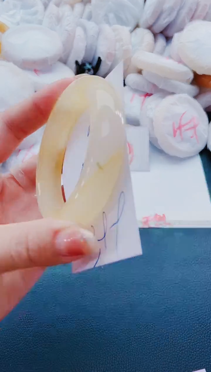 未镶嵌手镯石英质玉M119-55-56