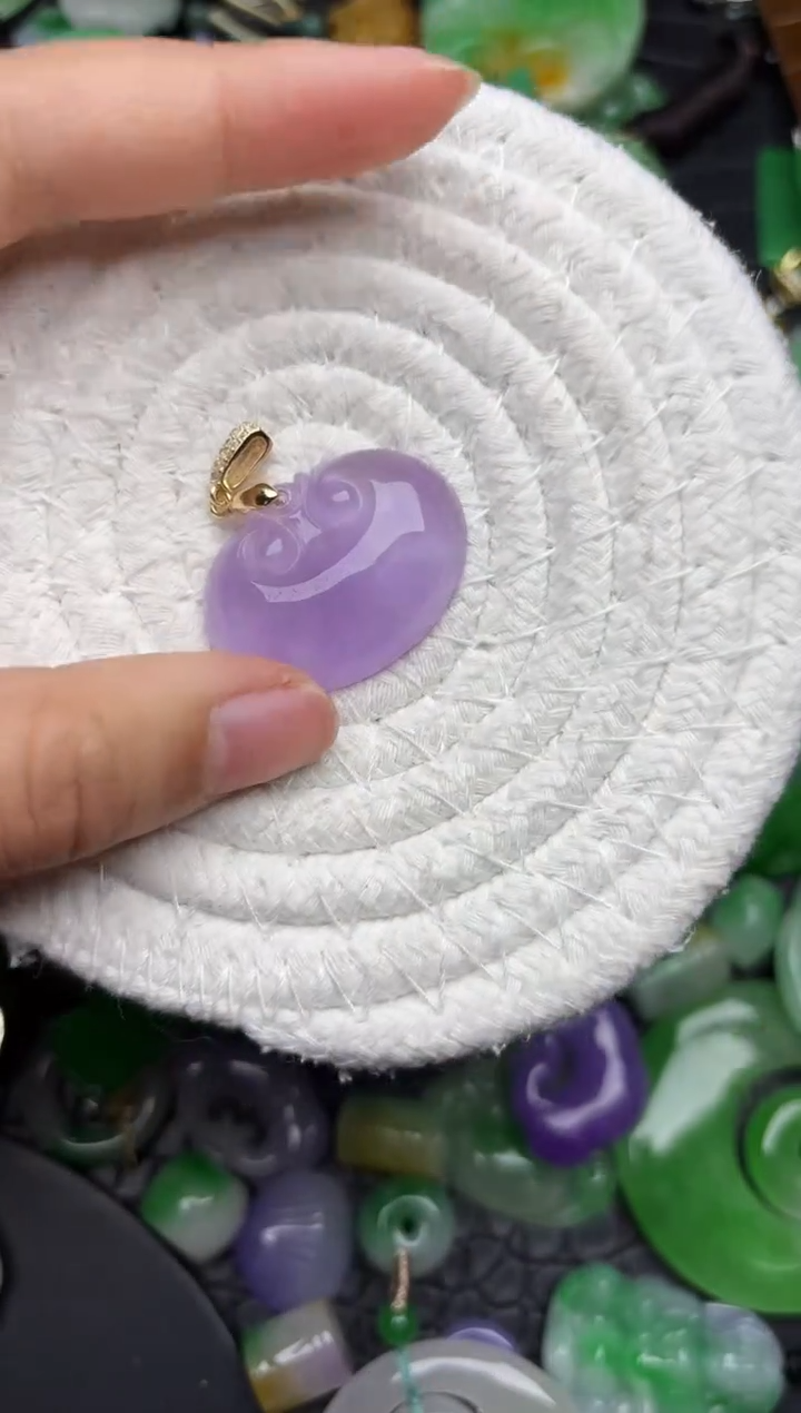 颈饰未镶嵌翡翠缅甸翡翠吊坠