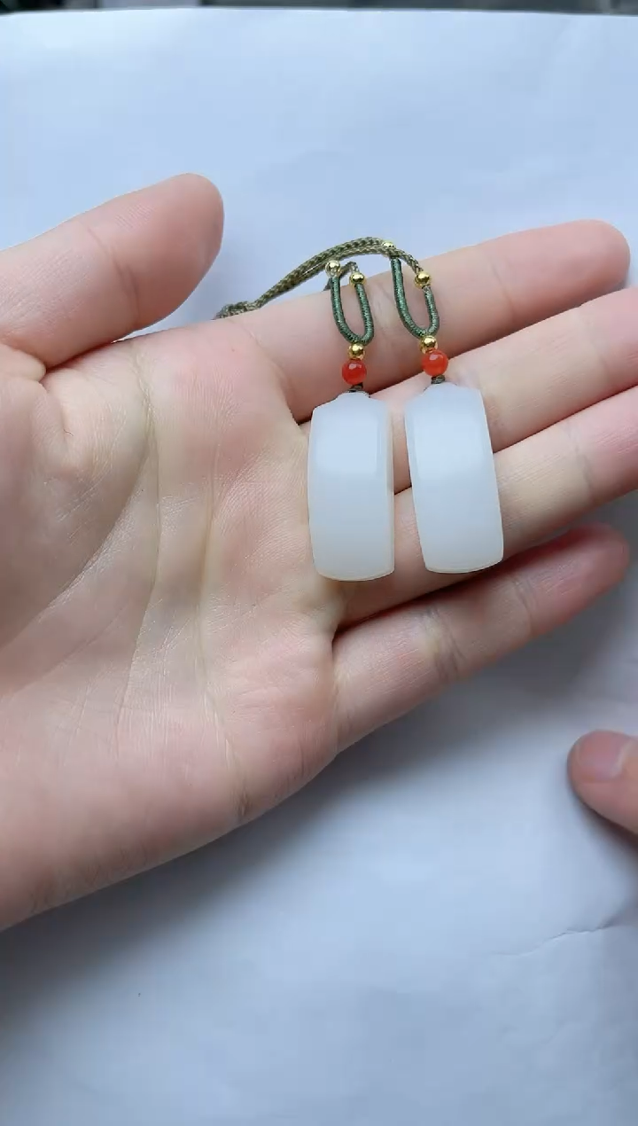 【闪购商品】和田玉颈饰未镶嵌无事对牌kk