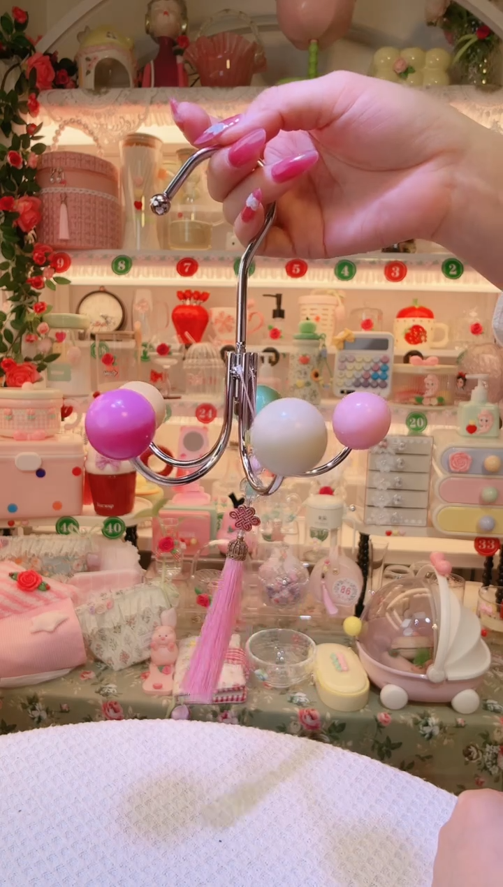 旋转挂衣钩——手工制作品质好！